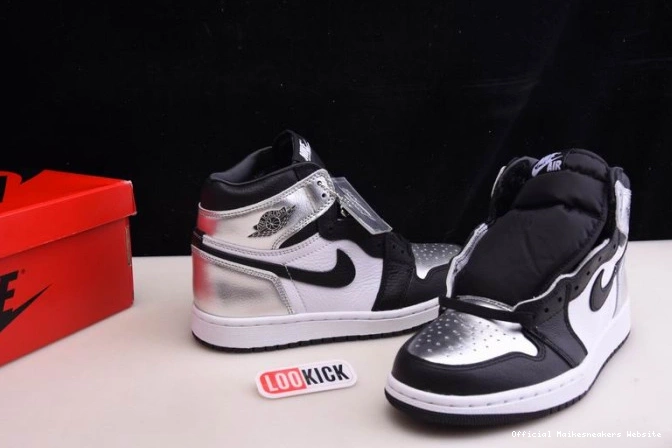 Official Maikesneakers JORDAN WMNS 1 SILVER HIGH CD0461-001 OG TOE AIR 0717